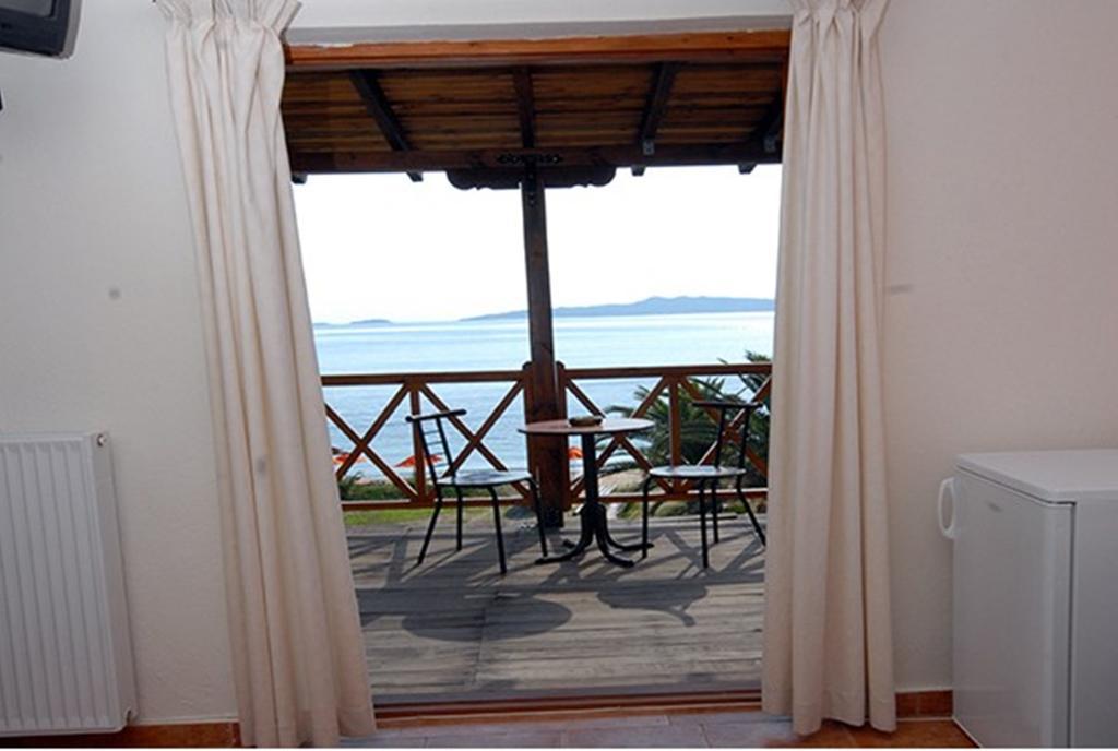 Porto Kalliali Ouranoupoli Quarto foto